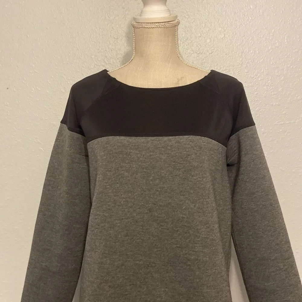 Athleta Gray & Black Fuse Scuba Sweatshirt Size Medium Tall